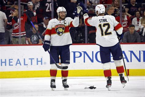 Barkov leaves Game 3 of Florida-Carolina series with lower body injury after hit